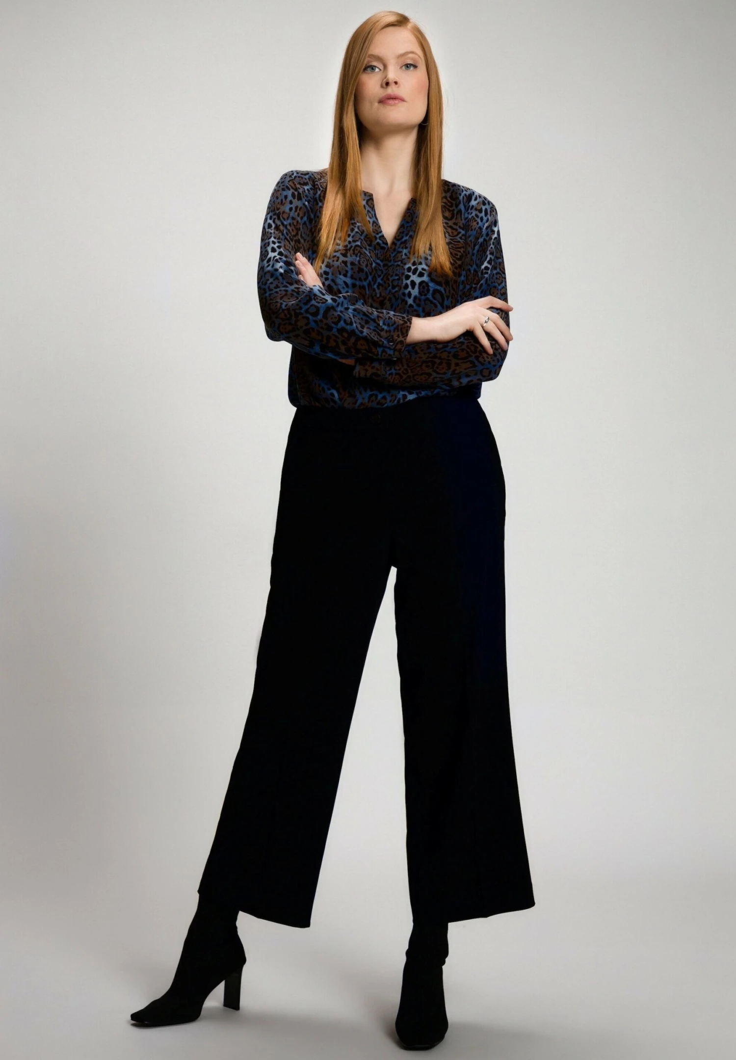 Ulla Popken Spodnie Materiałowe - Diepdonkerblauw - obrazek 2