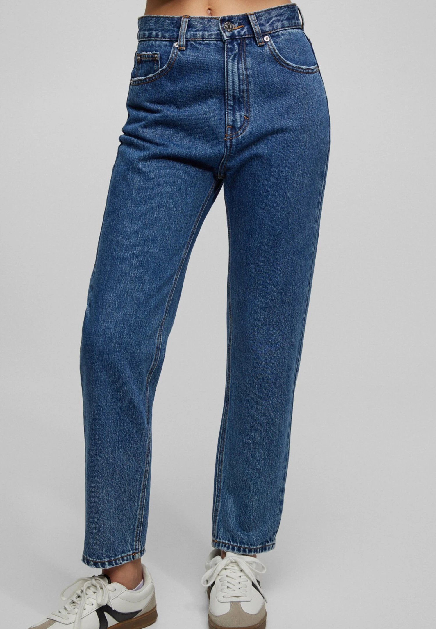 PULL & BEAR MOM FIT - Jeansy Zwężane - Dark-blue Denim