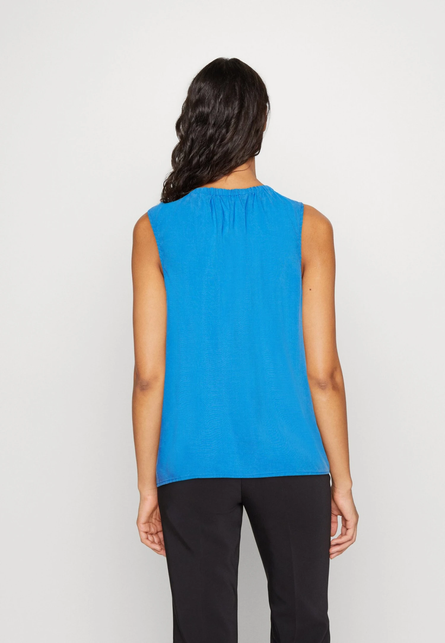 Edc By Esprit BUBBLE HEM - Bluzka - Bright Blue - obrazek 3