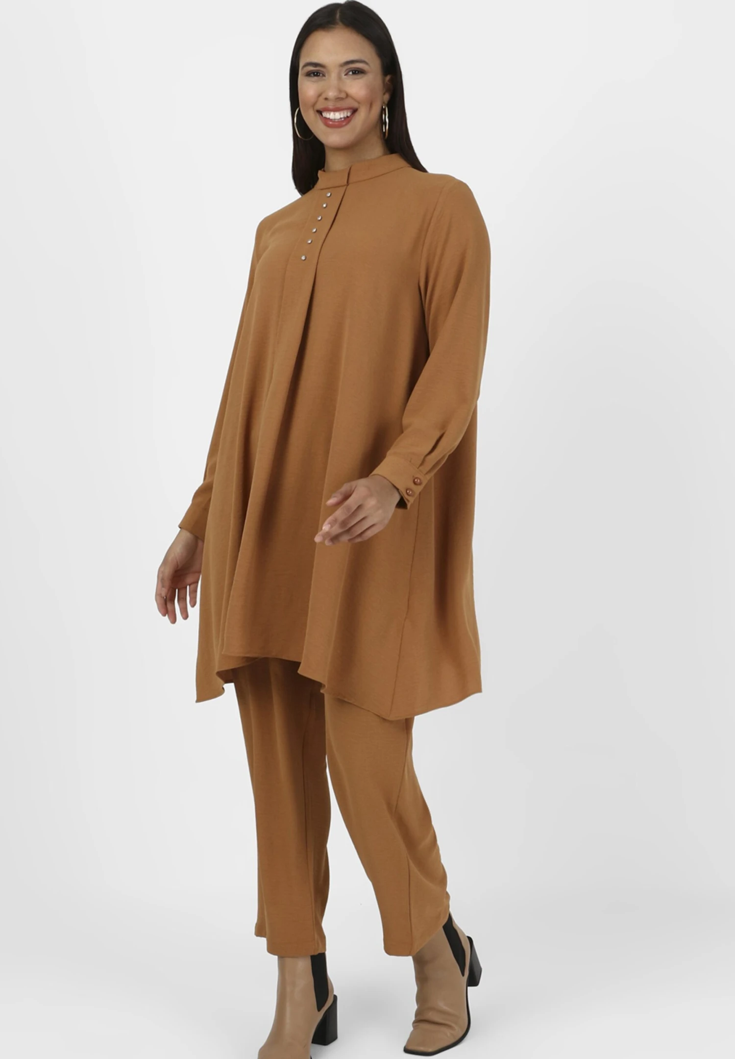 CREW NECK - PLUS SIZE - ALIA - Spodnie Materiałowe - Camel
