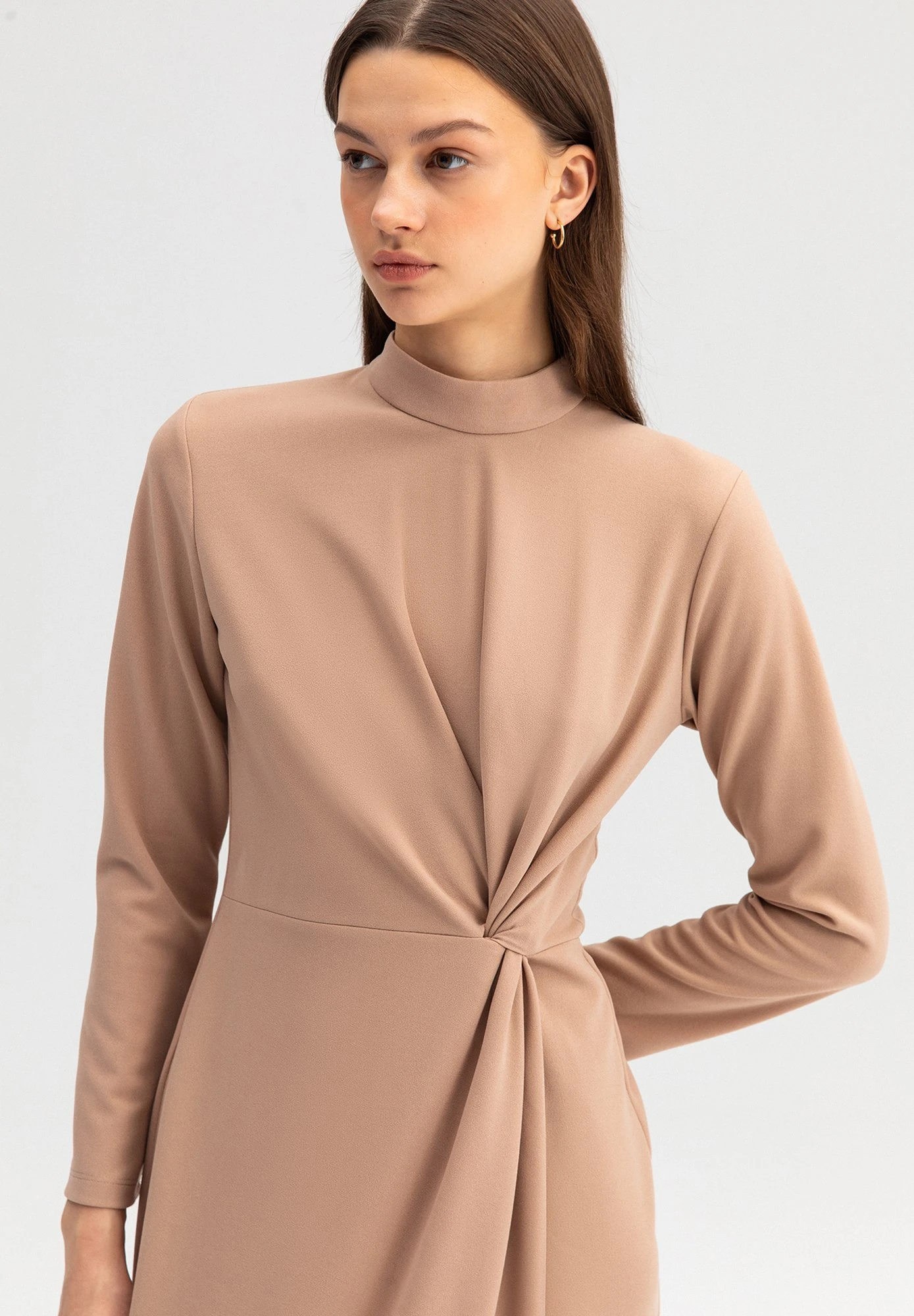 SIDE SHIRRED - Sukienka Letnia - Beige - obrazek 4