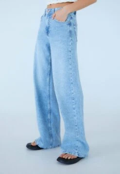 Stradivarius SUPER WIDE-LEG - Jeansy Dzwony - Blue Denim