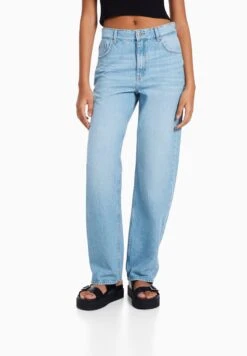 BERSHKA Jeansy Straight Leg - Light Blue Denim