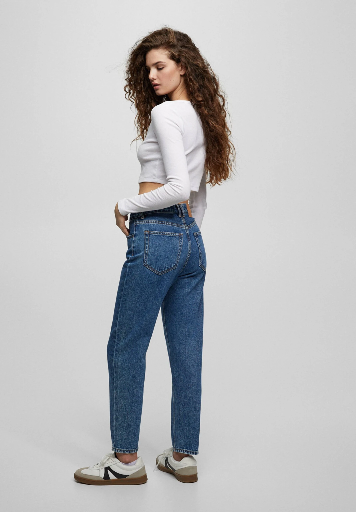 PULL & BEAR MOM FIT - Jeansy Zwężane - Dark-blue Denim - obrazek 3