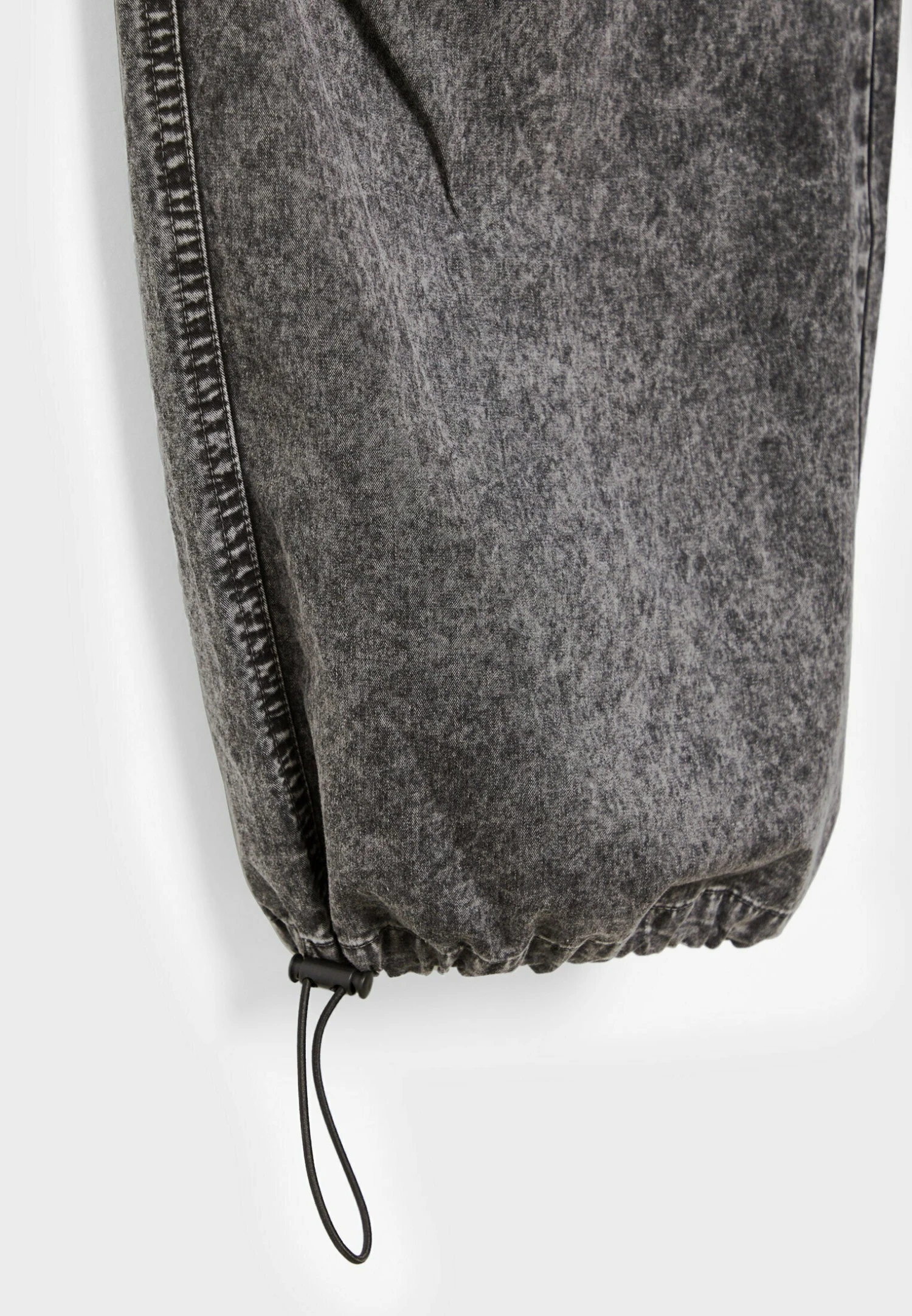 Stradivarius ACID WASH PARACHUTE - Jeansy Dzwony - Dark Grey - obrazek 7