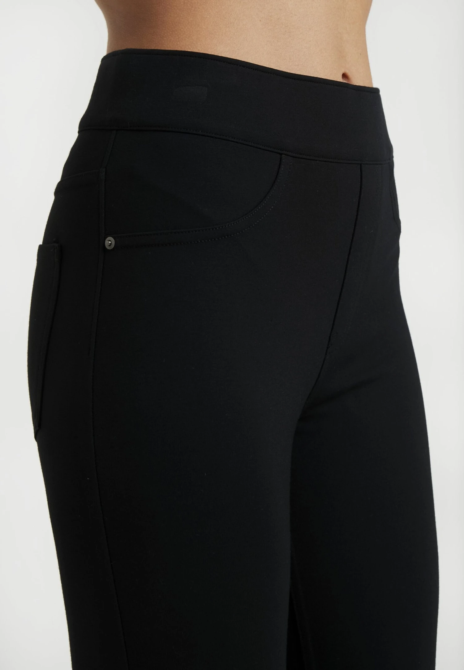 Spanx THE PERFECT BLACK PANT, ANKLE 4-POCKET - Spodnie Materiałowe - Very Black - obrazek 3