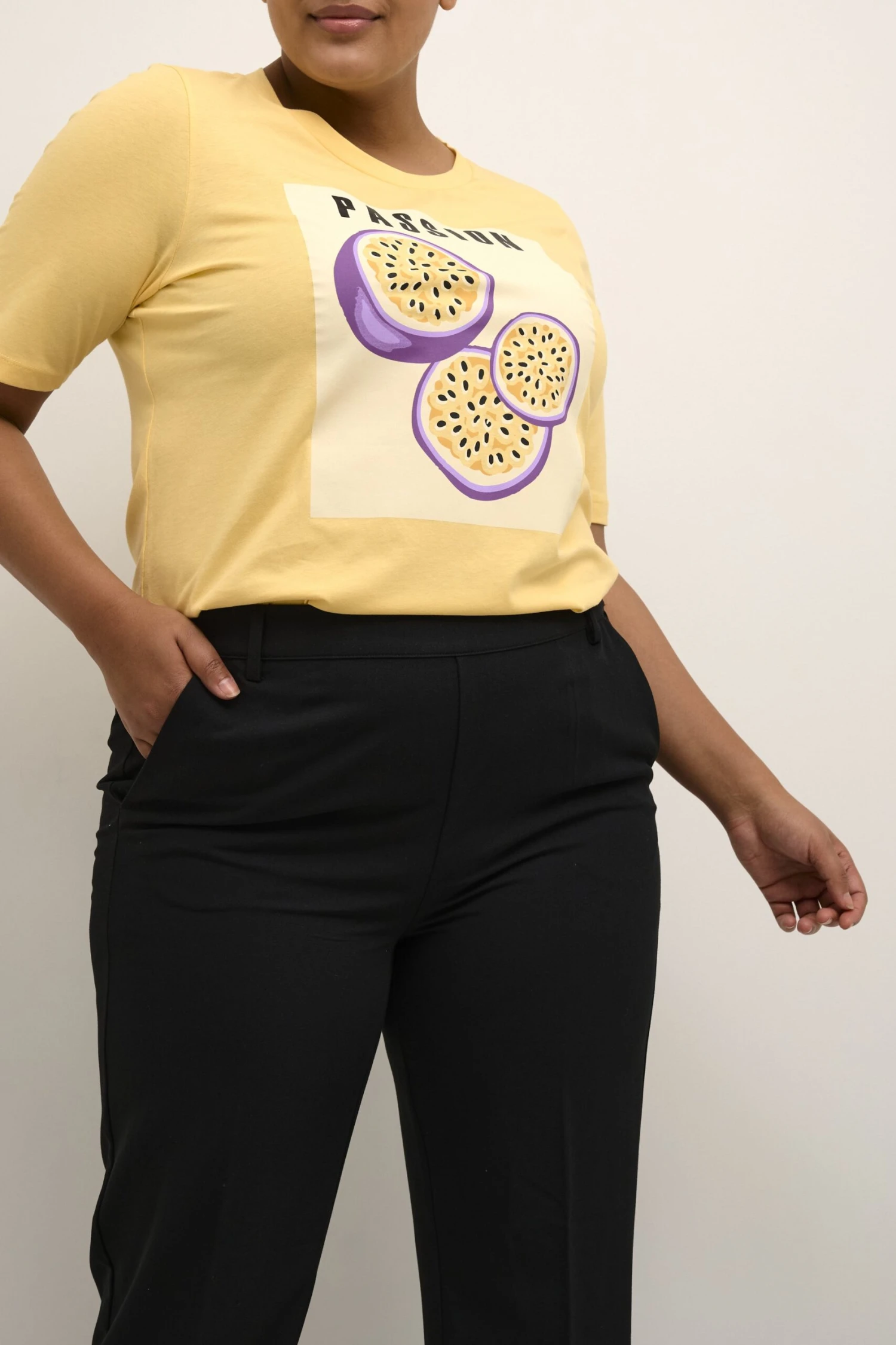 KCSAKIRA - Spodnie Materiałowe - Black Deep - obrazek 2