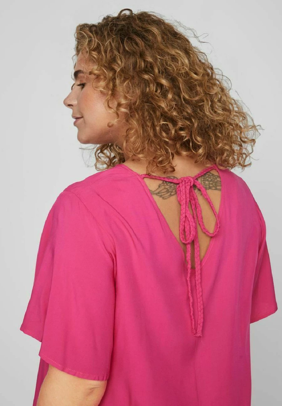 MIT KURZEN ÄRMELN CURVE - Sukienka Letnia - Pink Yarrow - obrazek 5