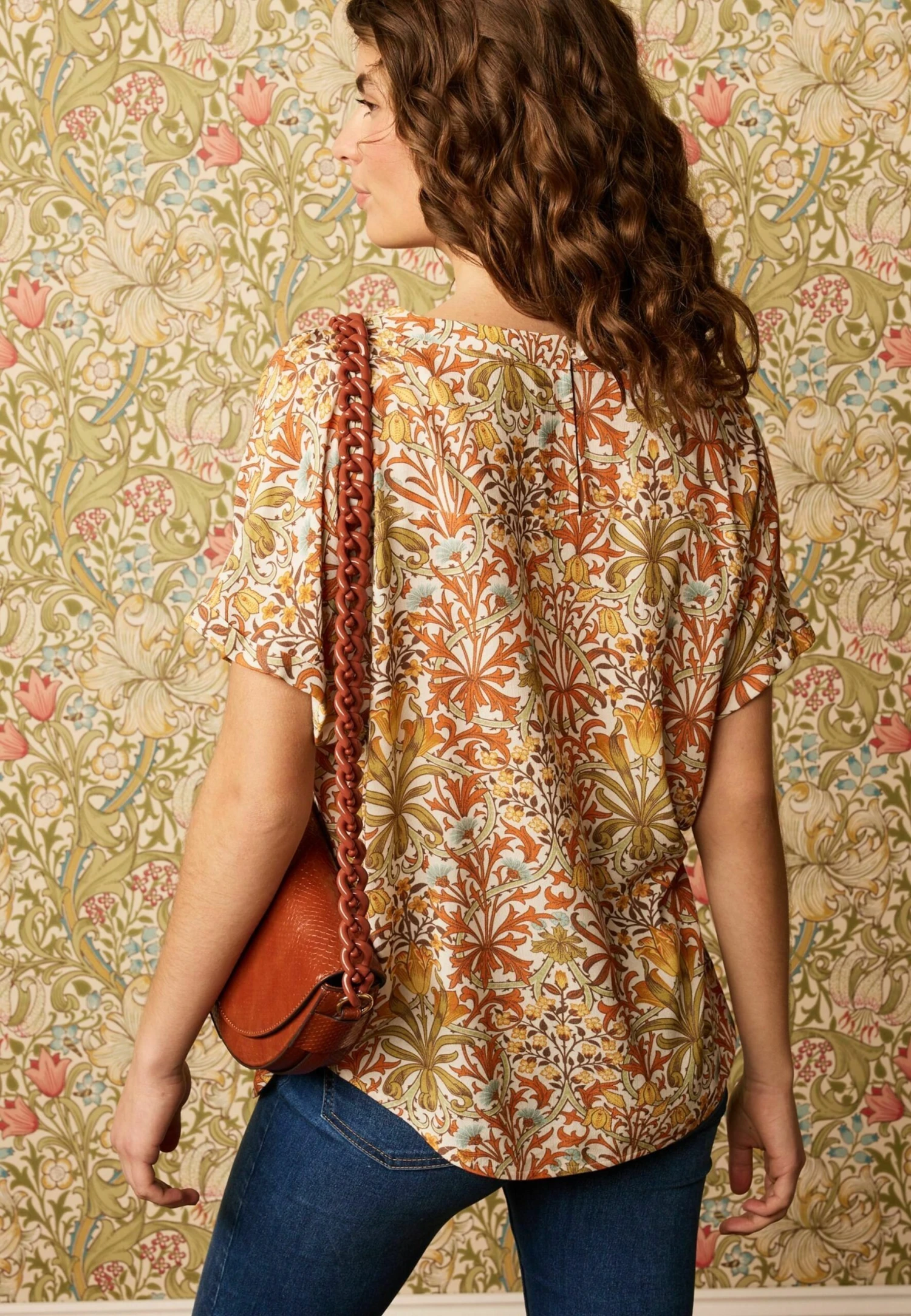 Next SHORT SLEEVE CURVED HEM POCKET - Bluzka - Morris Co Woodland Weeds