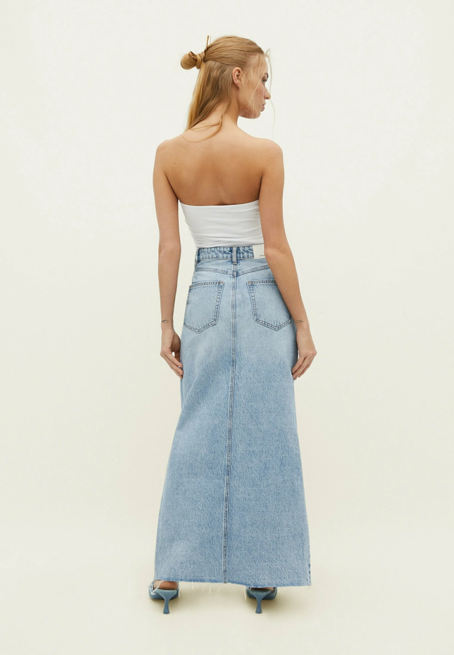 Stradivarius VINTAGE - Długa Spódnica - Light Blue - obrazek 3