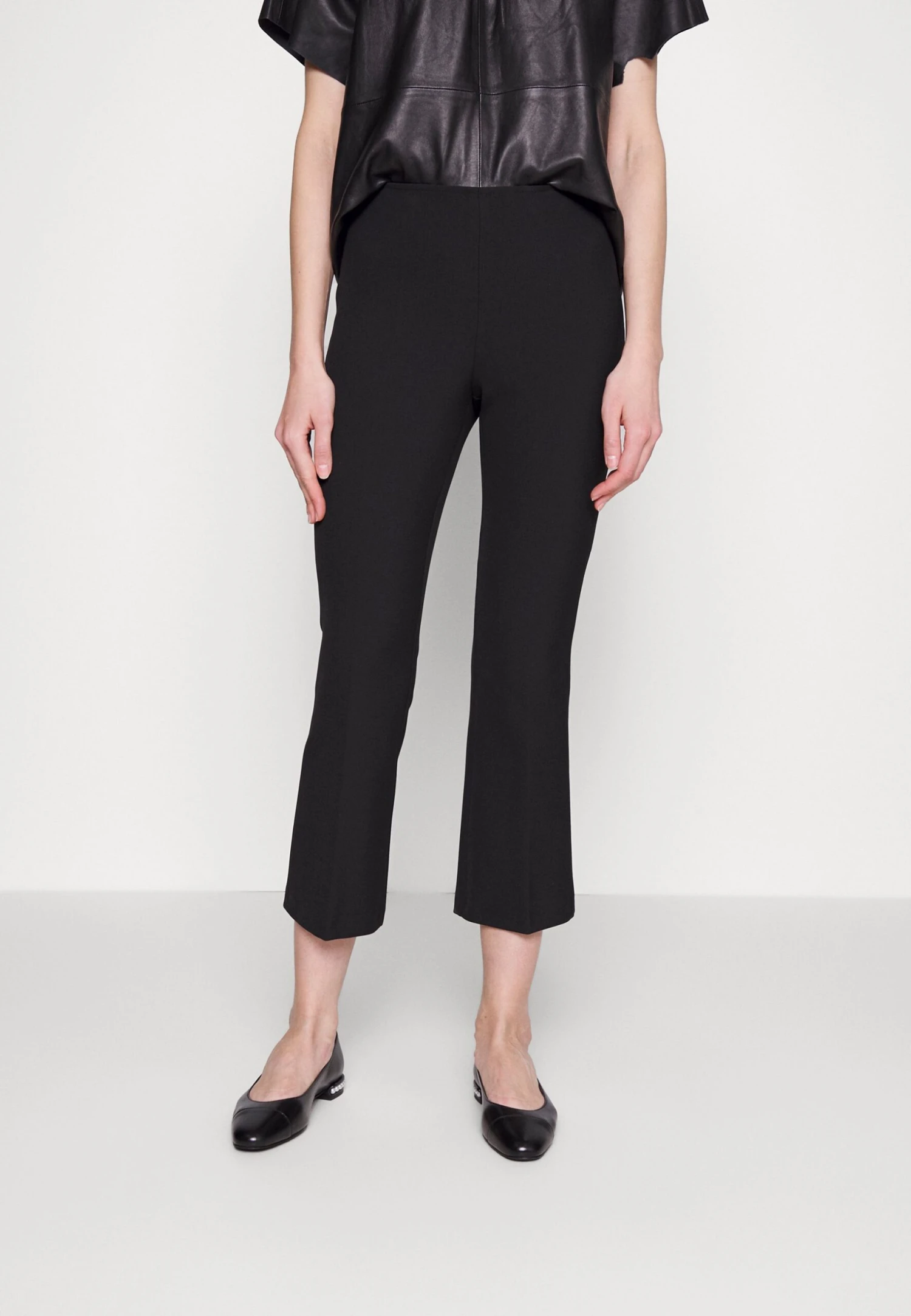 MAX & Co. META - Spodnie Materiałowe - Black