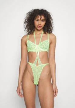 ECO BLAKEY STRAPPY DETAIL BRAZILIAN - Figi - Neon Yellow
