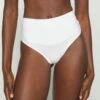 Spanx COTTON COMFORT THONG - Stringi - White