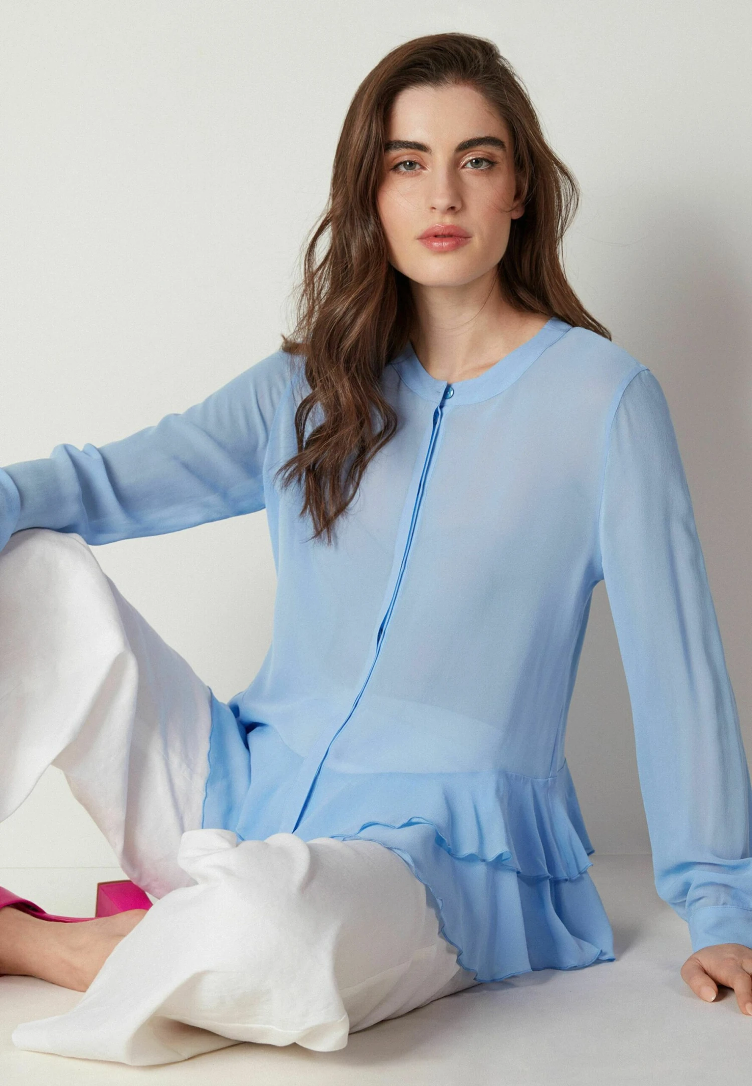 MIT RÜSCHEN - Bluzka - Blau Light Iris - obrazek 3